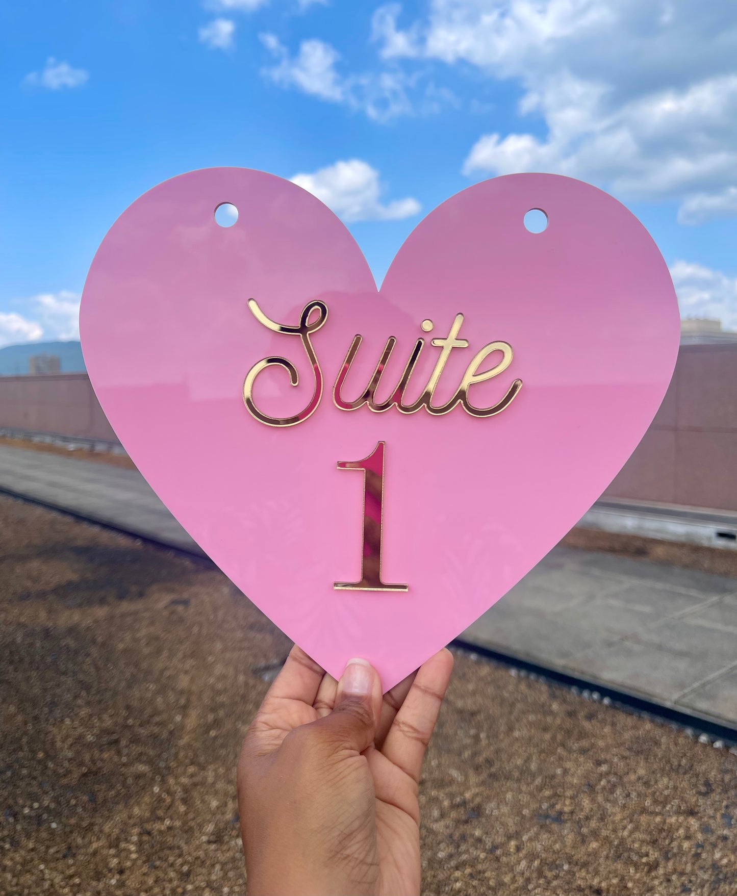 Salon Suite Sign