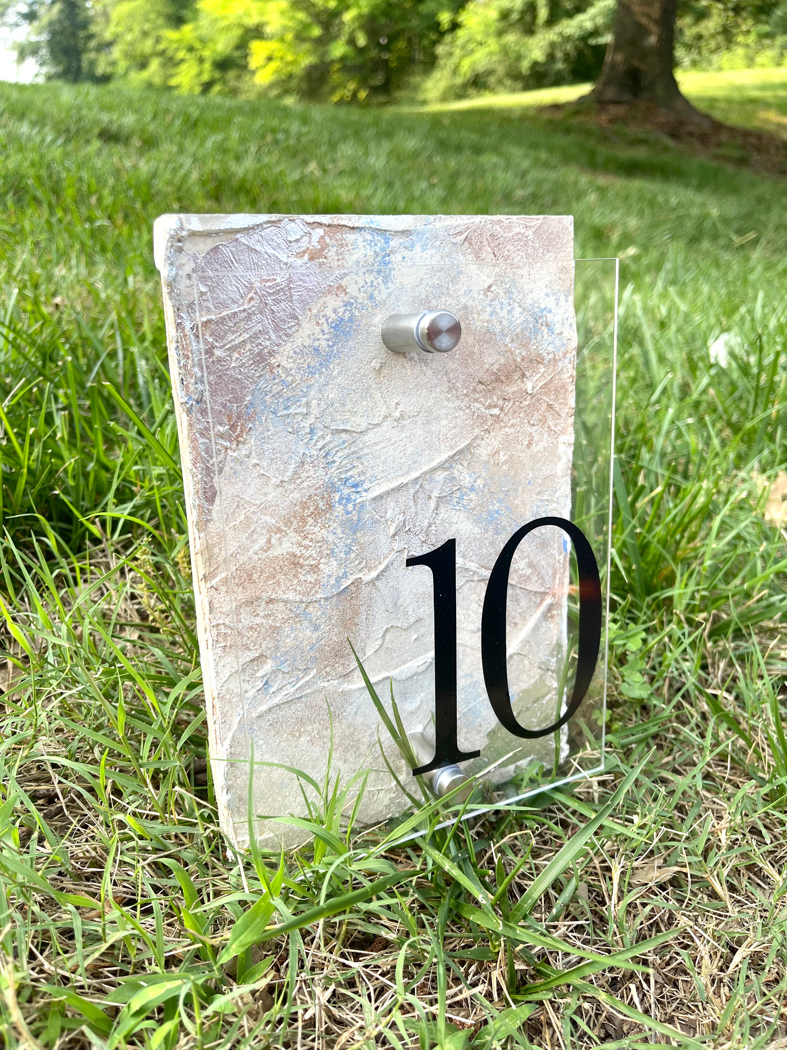 Layered Table Numbers Main image